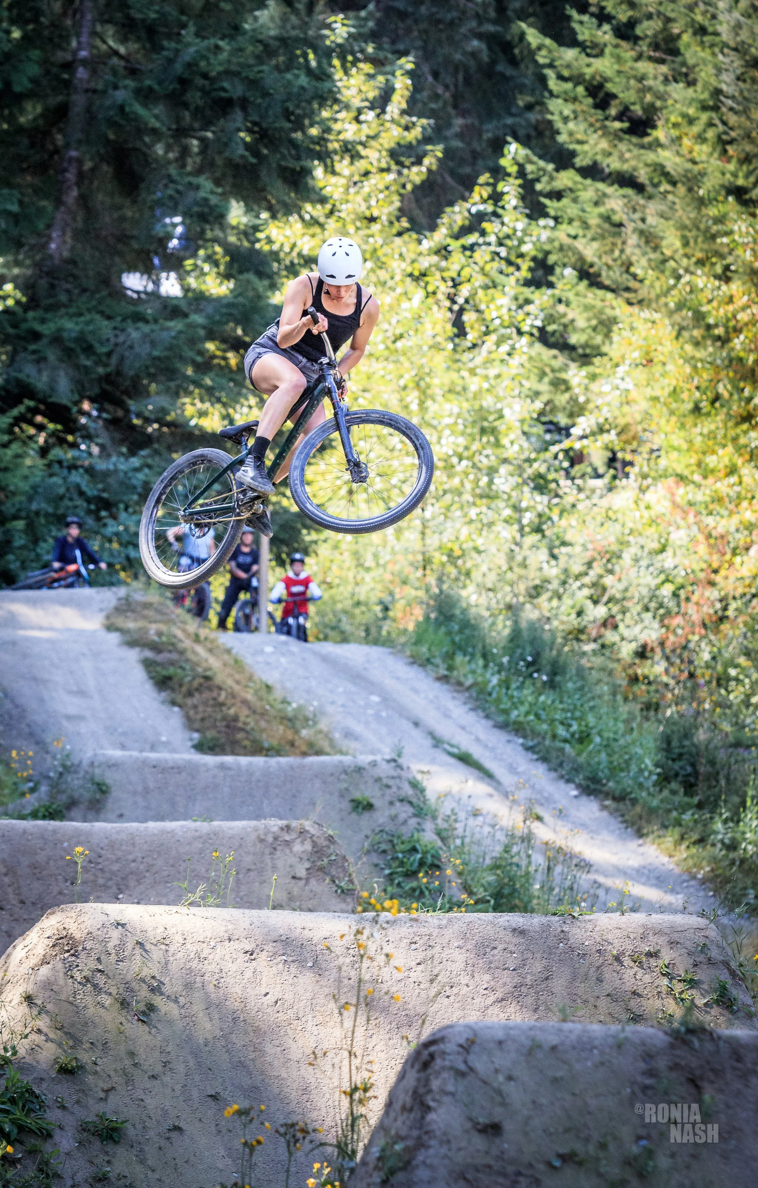 Women's Dirt Jump Clinics - Whistler