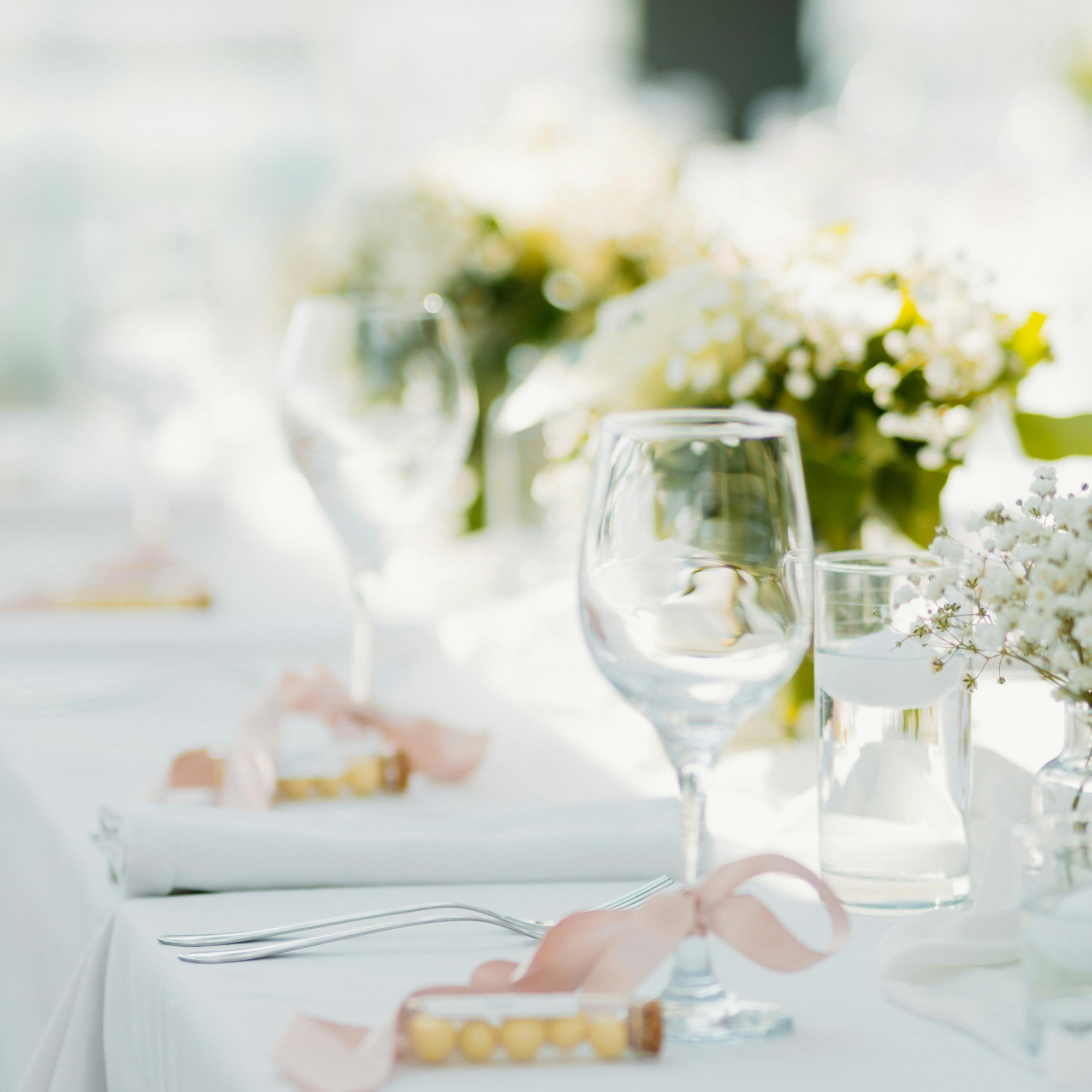 10 Expert Tips for Planning a Stress-Free Wedding Reception