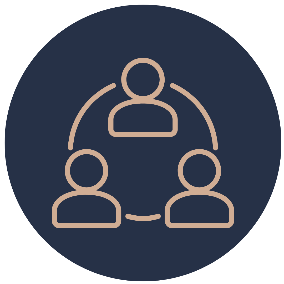 Icon of three people connected in a circle, representing teamwork or collaboration.