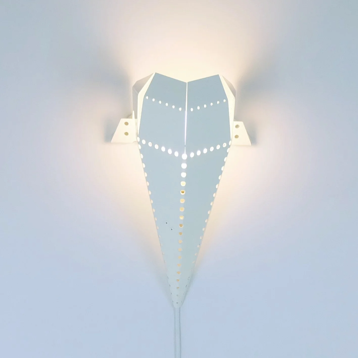 Evolute Gloss White_1.jpg