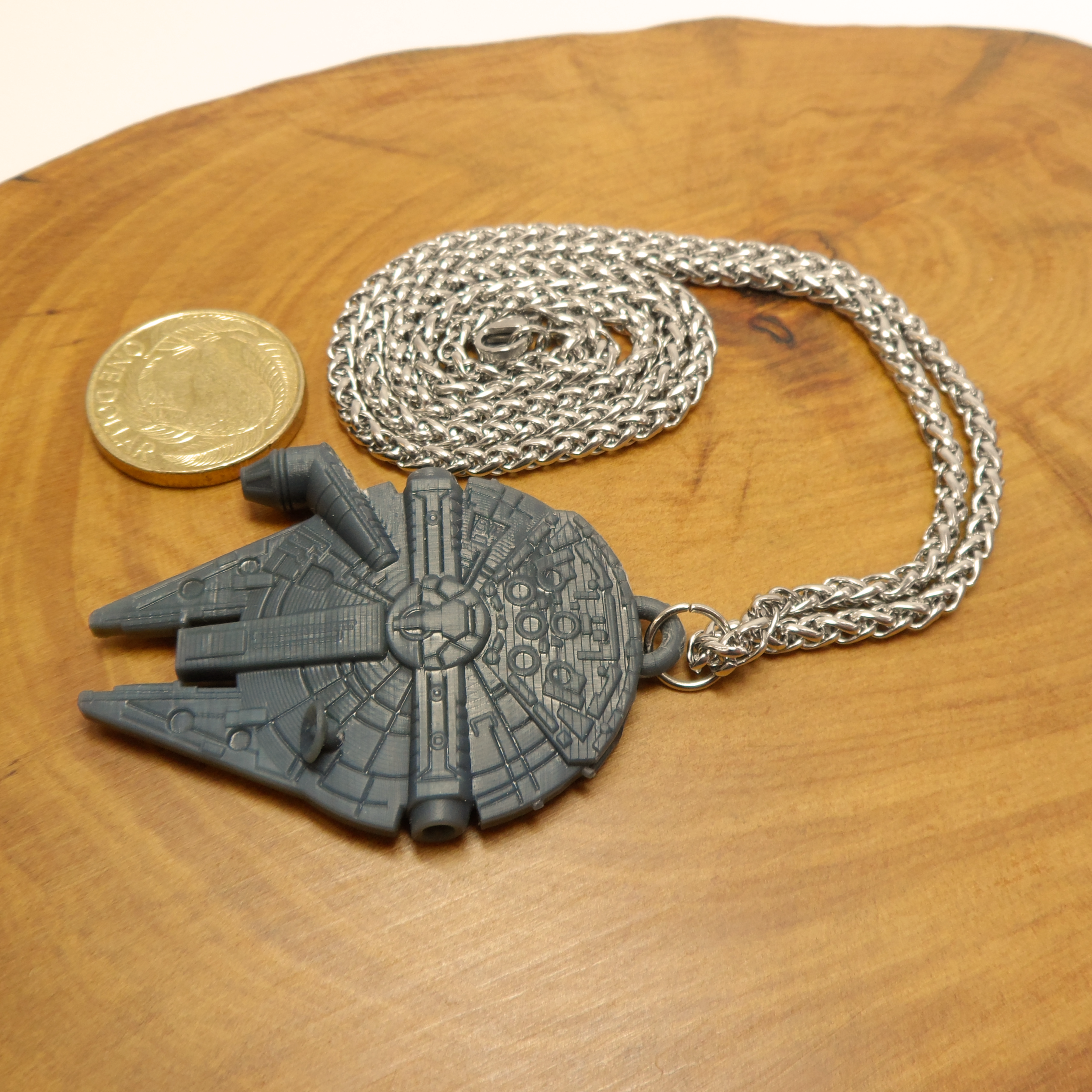 Millennium Falcon Necklace.png