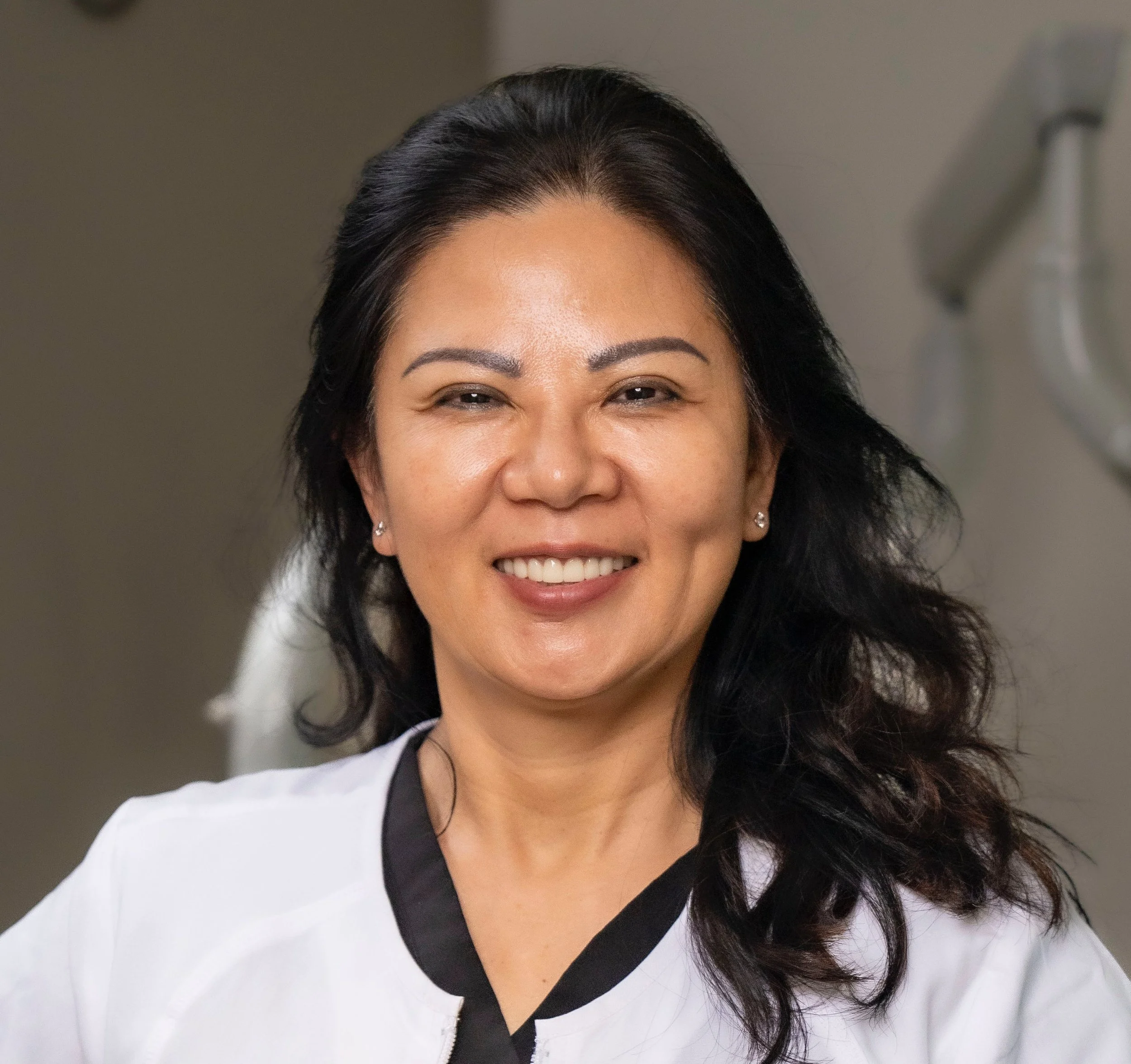 Dr. Thuy Le