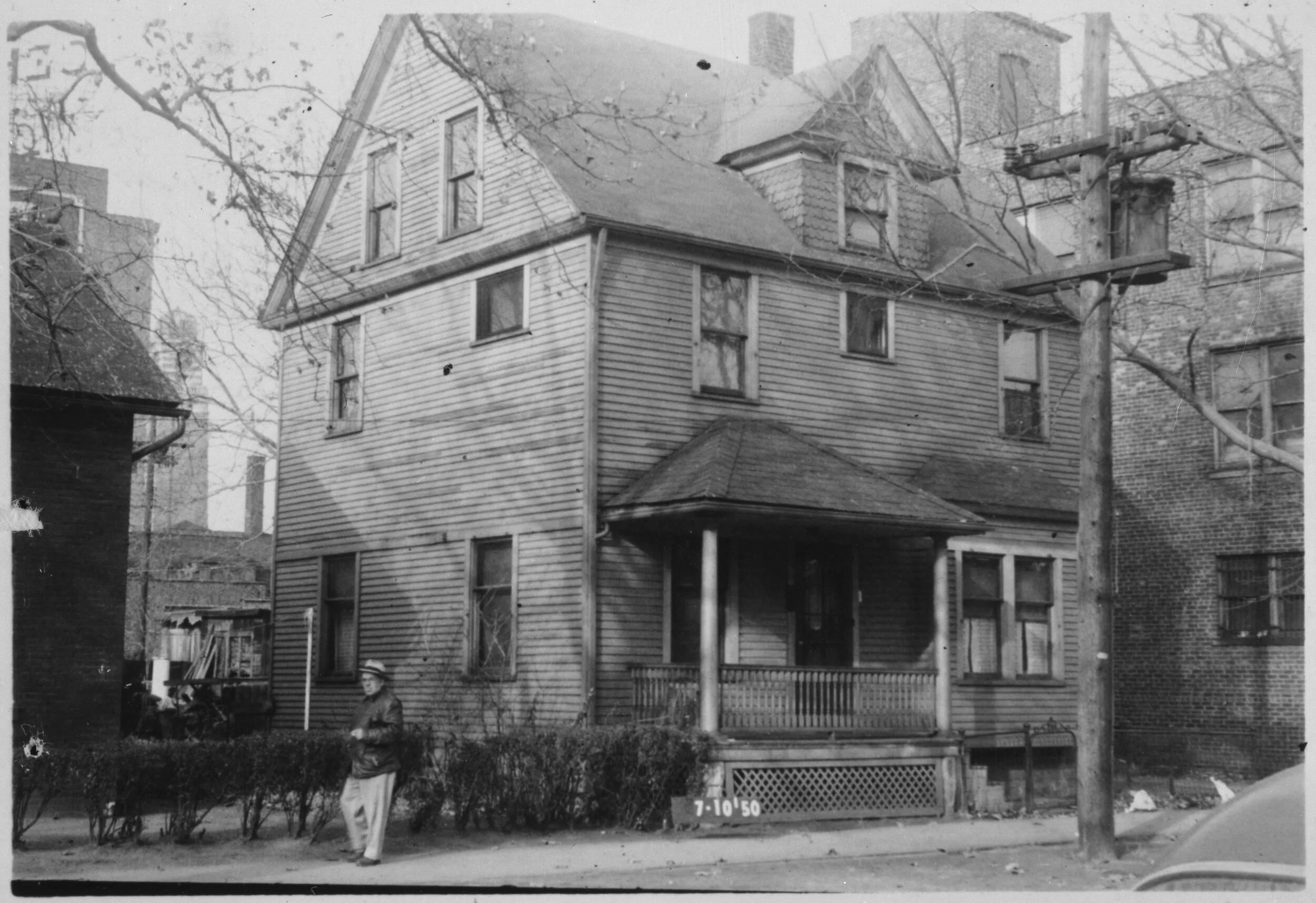 2512 Chatham Avenue in 1958.JPG