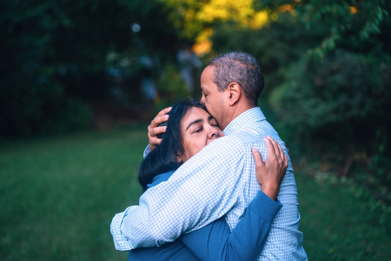 couple-hugging.jpg