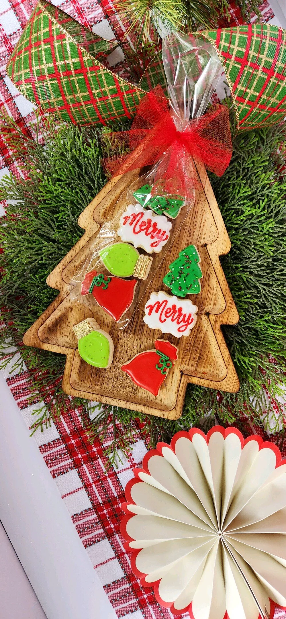 7CF26B71-0786-48E8-91F9-1F9558CE173D