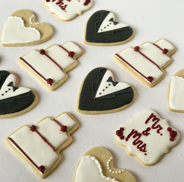 wedding cookies maroon.PNG