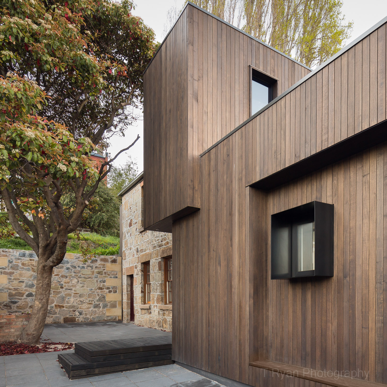 Blue Magnolia House, Hobart - MGArchitecture.Interiors