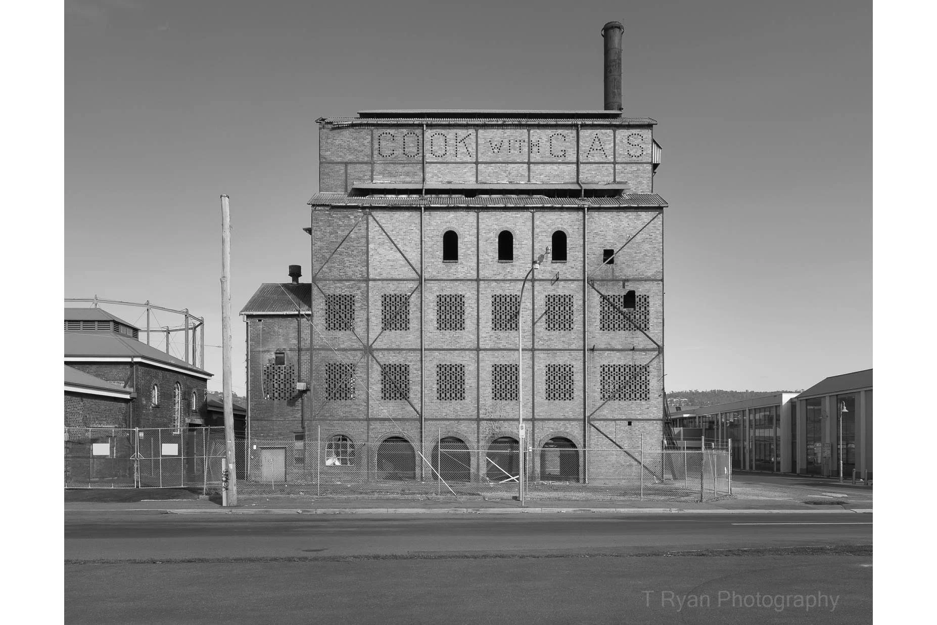 IMG_6921-Edited-09-10-2026-mono.jpg