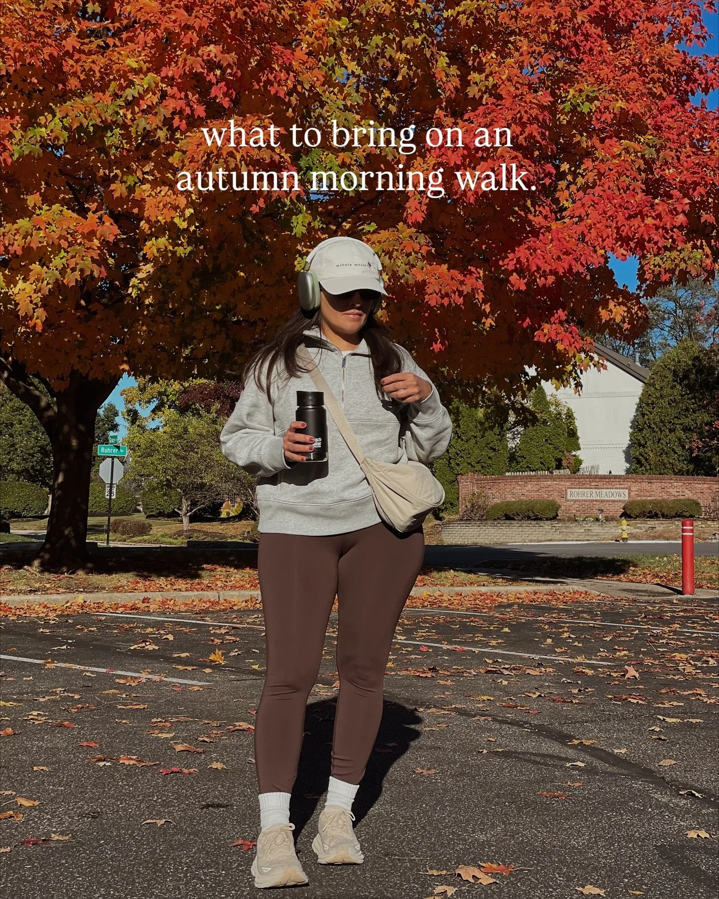 get your steps in with a side of fall foliage 👟🍁

#morningwalk #whattowear #autumnmornings #falldays