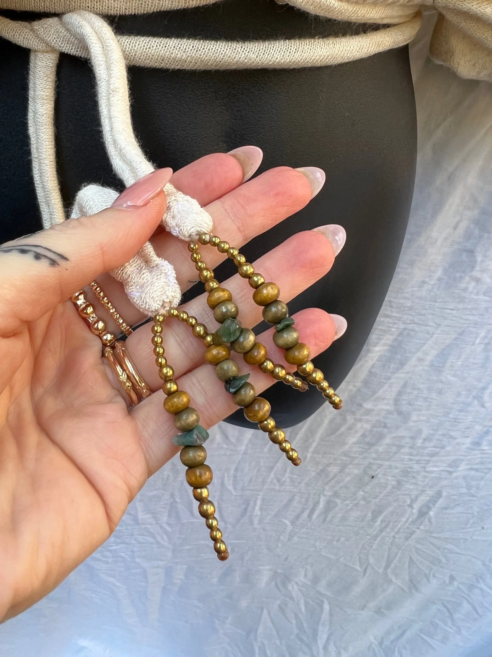 D5511FBB-4AFF-4D7D-801C-2D7703816894