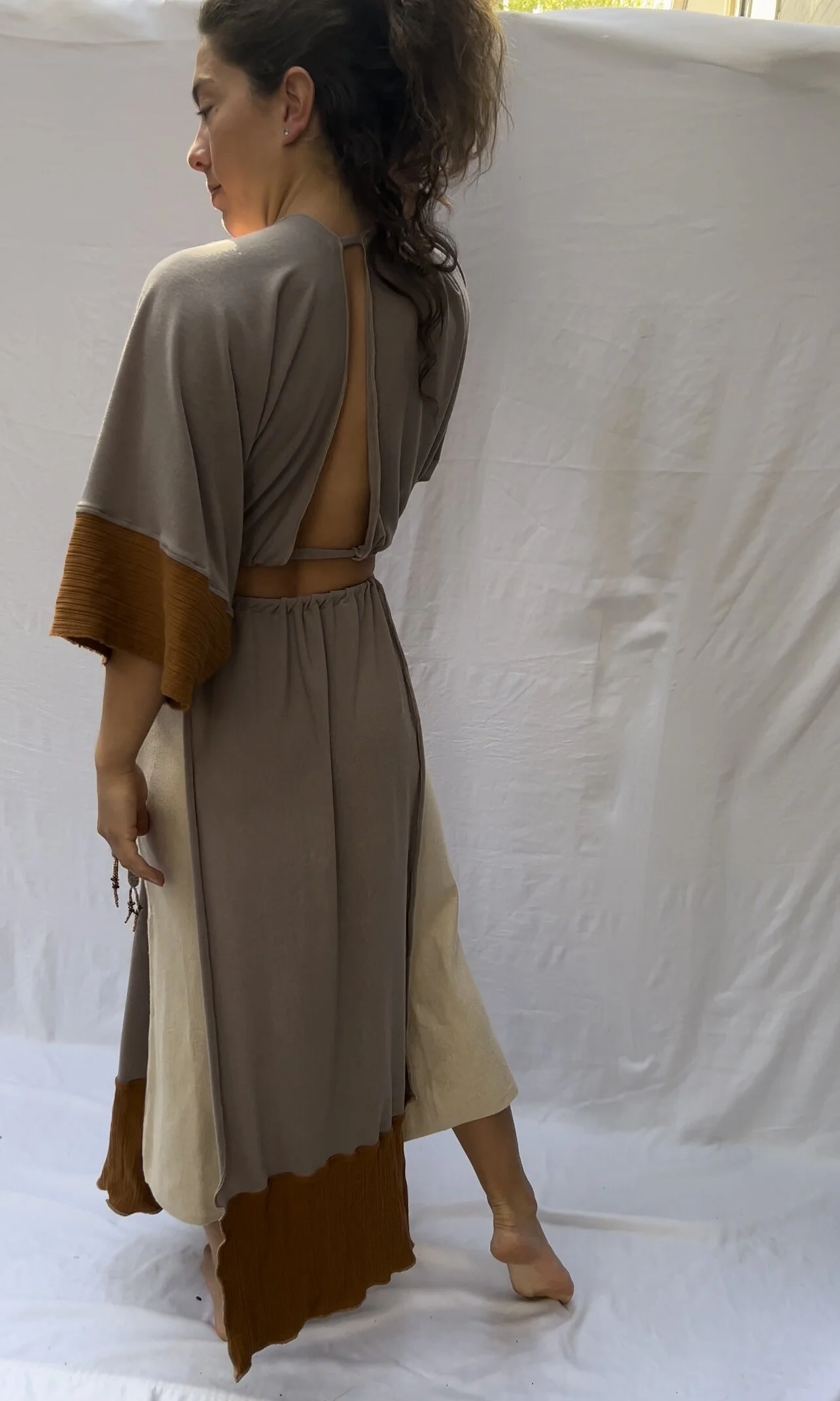 ECC002F7-CF4D-4E01-88C7-489608E820CD