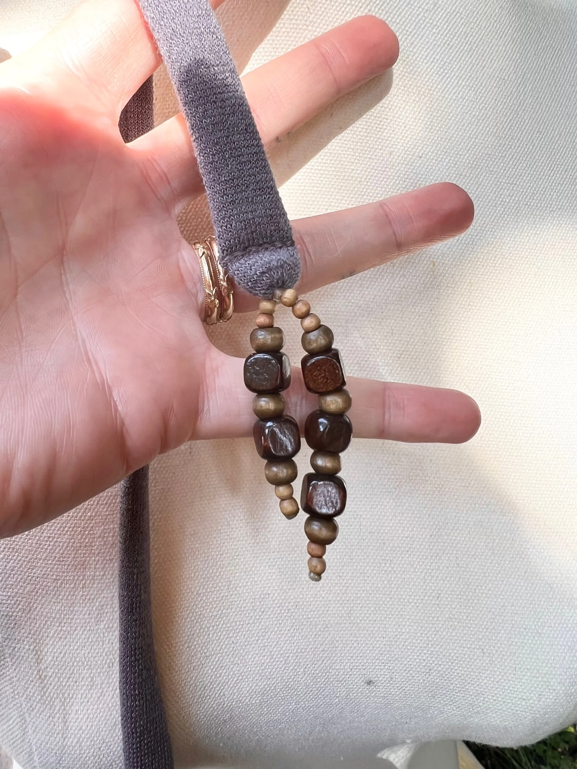 DD46FFF5-7FCC-438A-9AFE-6D910A789415