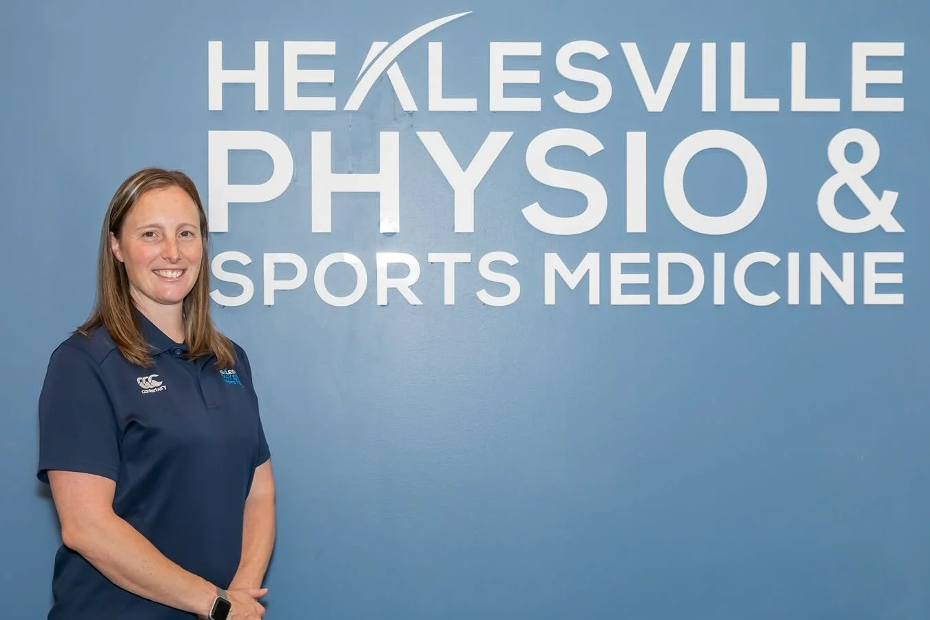 ⭐️ Re-introducing one of our OG physio Laura Parlby ⭐️

What are her areas of interest? Veritgo, gymnasts dancers, hip conditions and lumbar spine pain. 🤸🏻&zwj;♀️

What is her sporting history? Laura has a 12-year career in gymnastics and is curren