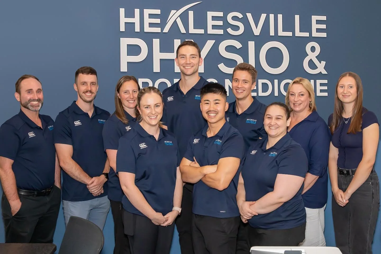 ⭐️ Re-introducing our vibrant and growing team at Healesville Physio ⭐️

More to come about our team&rsquo;s special areas of interest and fun little facts. 👀

#healesvillephysio #physiotherapist #sportsinjury #womenshealth #strengthtraining #clinic