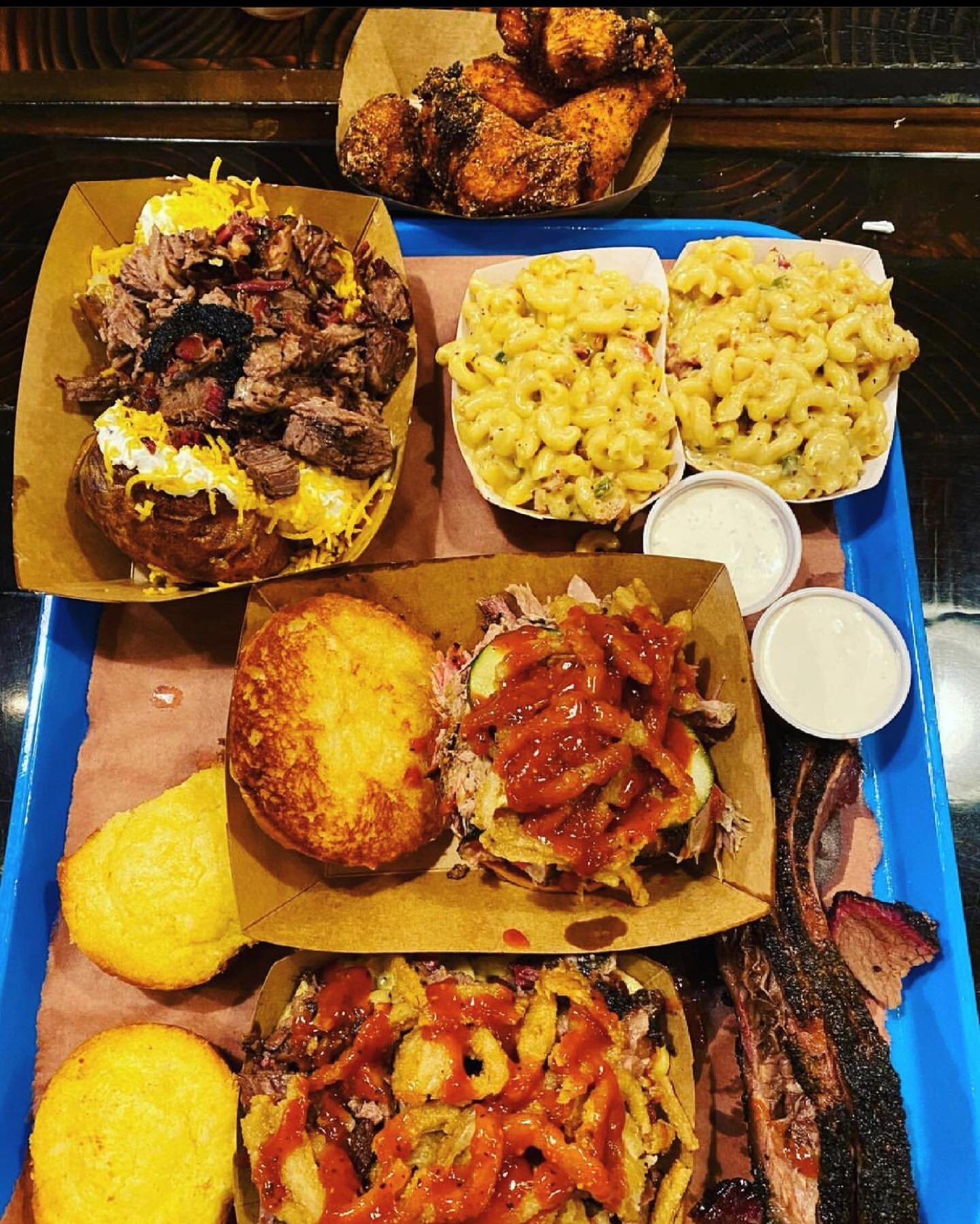 We are closed today to allow our staff to rest up from the 4th of July weekend of stackin fat trays of delicious BBQ like this one that @kulinarykyle ordered! 💪 #happy4thofjuly &thinsp;
&thinsp;
&thinsp;
#independenceday #freedom #bbq #brisket &thin