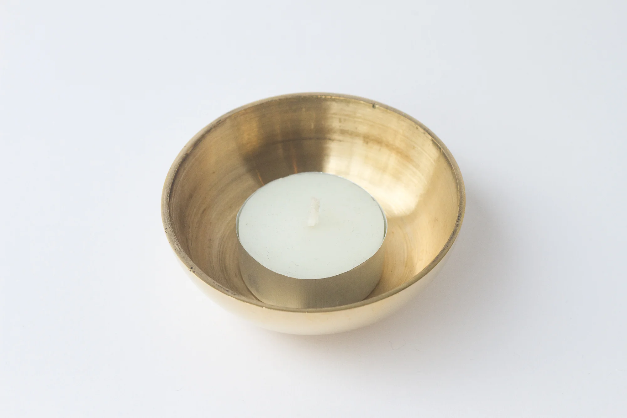 brass candle tea holder close up.jpg