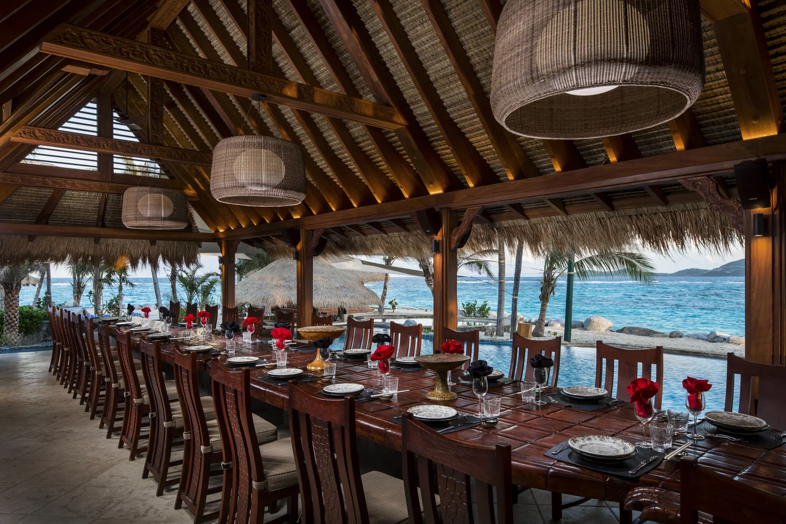 crocodile-pavilion-dining.jpg