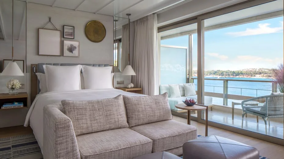 luxury-resort-in-athens.jpg