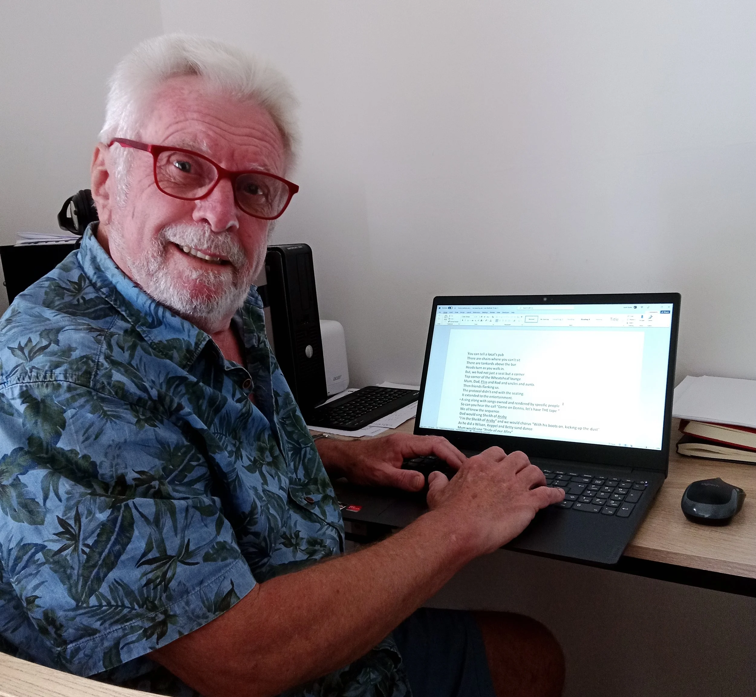 Stroud Theatre Festival: Keith Butler - Look Through Any Window 