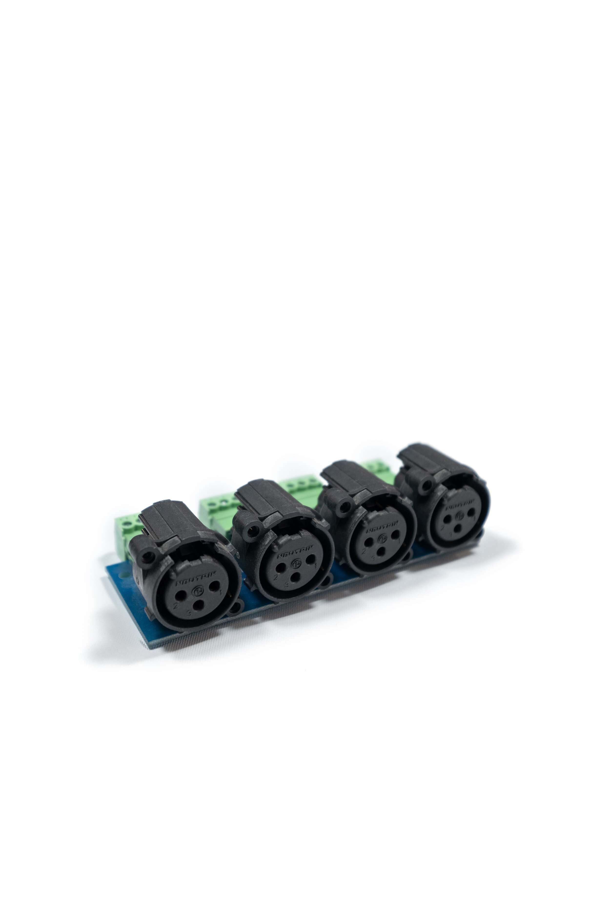 XLR4F 2.jpg