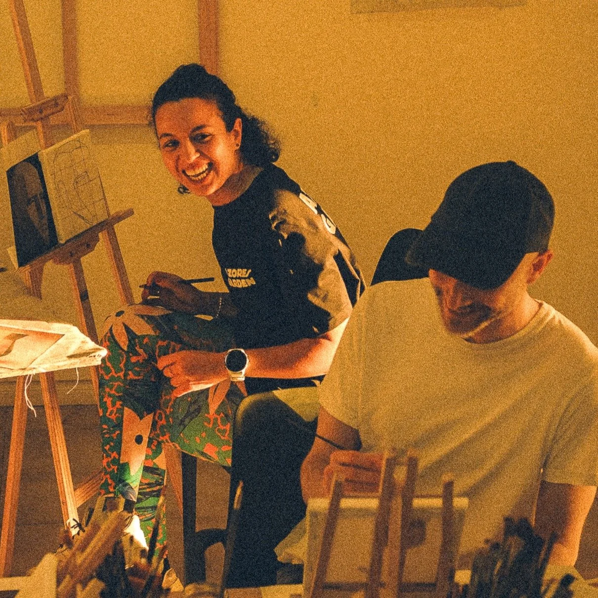 golden hour throwback from when we had talented photographer @claudiatimoriphoto join a painting workshop during our retreat !