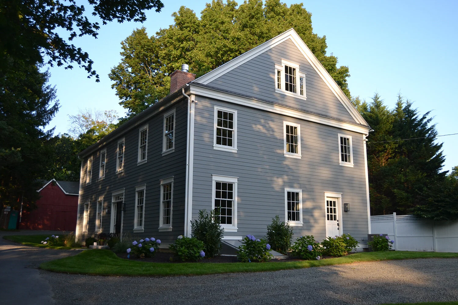 Exterior-Side.jpg