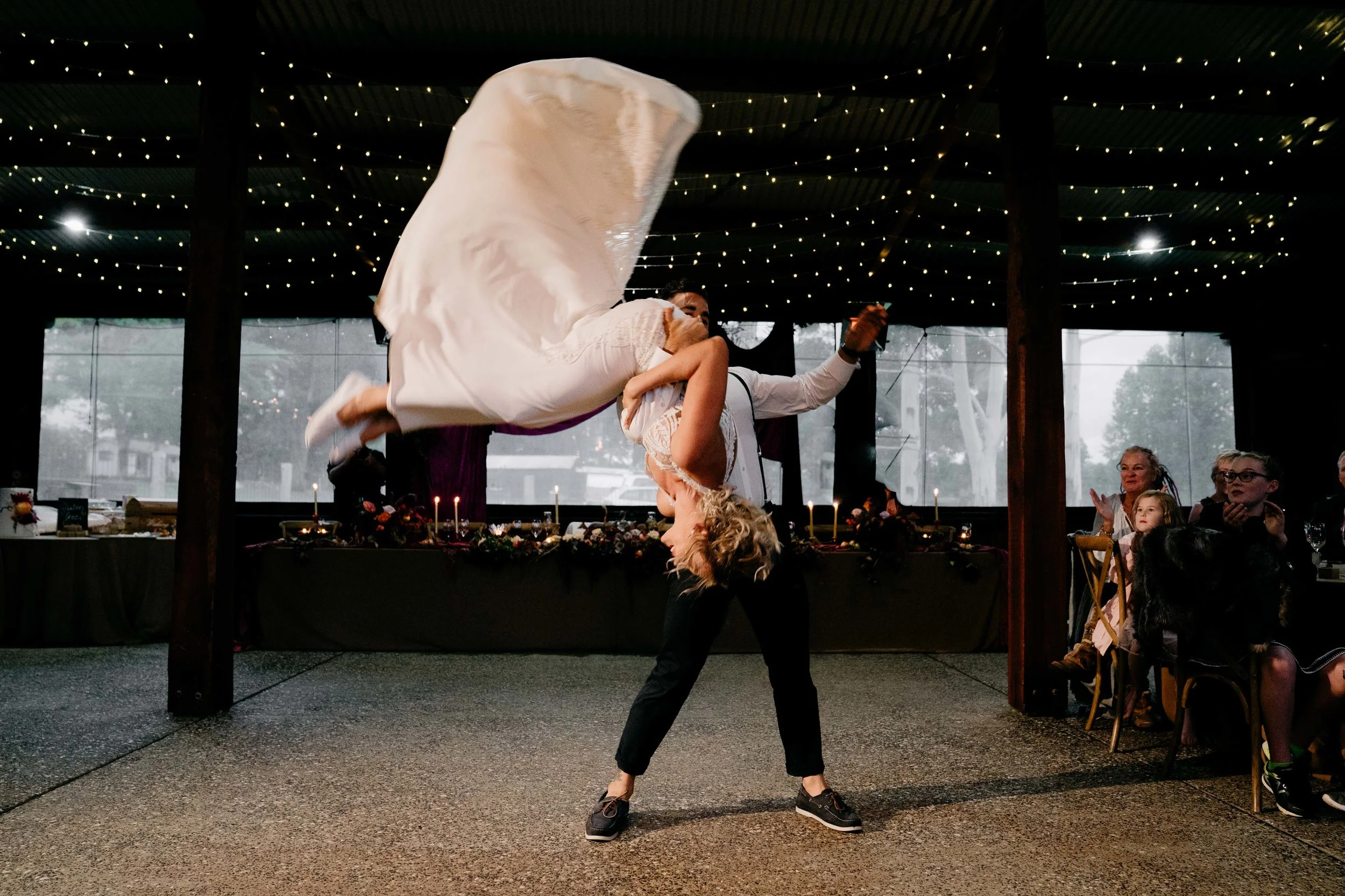 bride and groom wedding dance