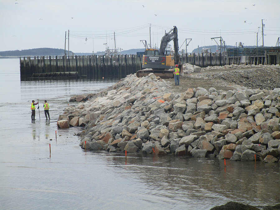Pinkneys Point Containment Berm Construction (2019)