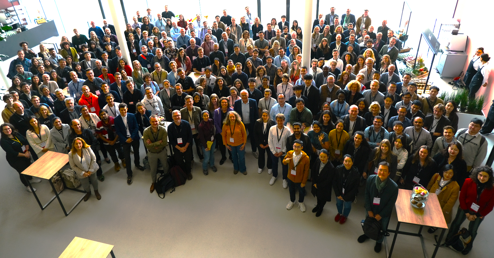 ISCCM9 2023 group picture .png