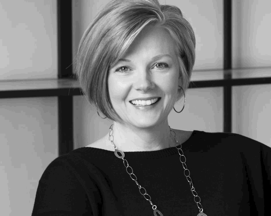 “First, ask yourself: would you want your phone call right now?” Selling in the Time of Corona with Carey Houston