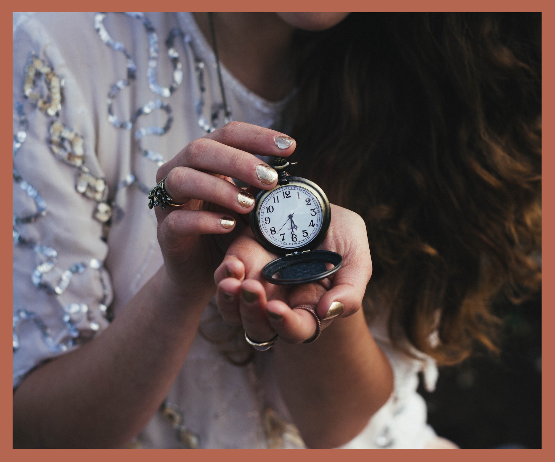 SQ EJ clock with border.png