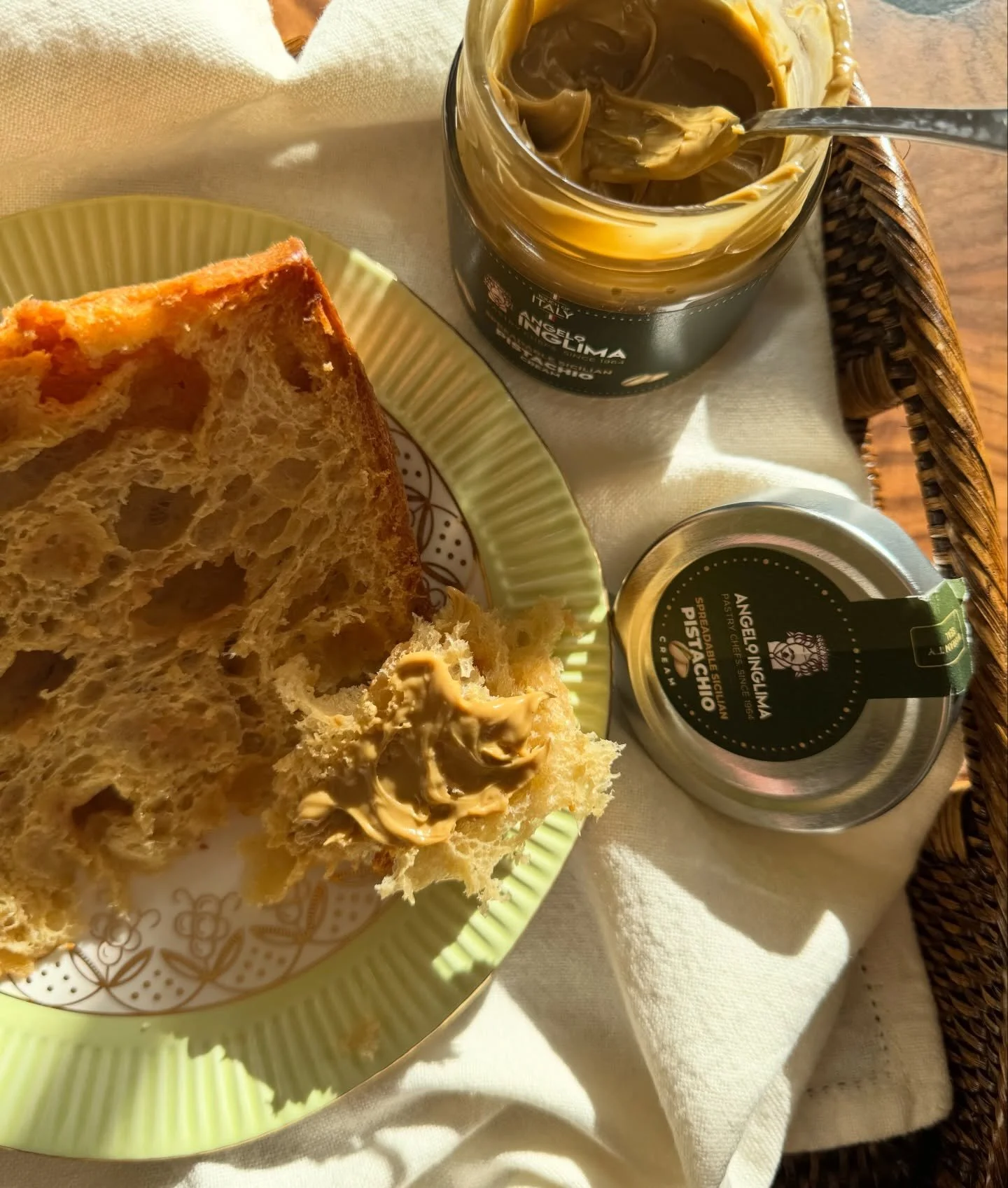 Best of both worlds this Easter. Made in US with the best of Sicily. Pistachio paste from Favara, Sicily in the slow fermented dough with no other embellishments for the freshest and softest Colomba 🕊️ with minimal ingredients. Simple and delicious.