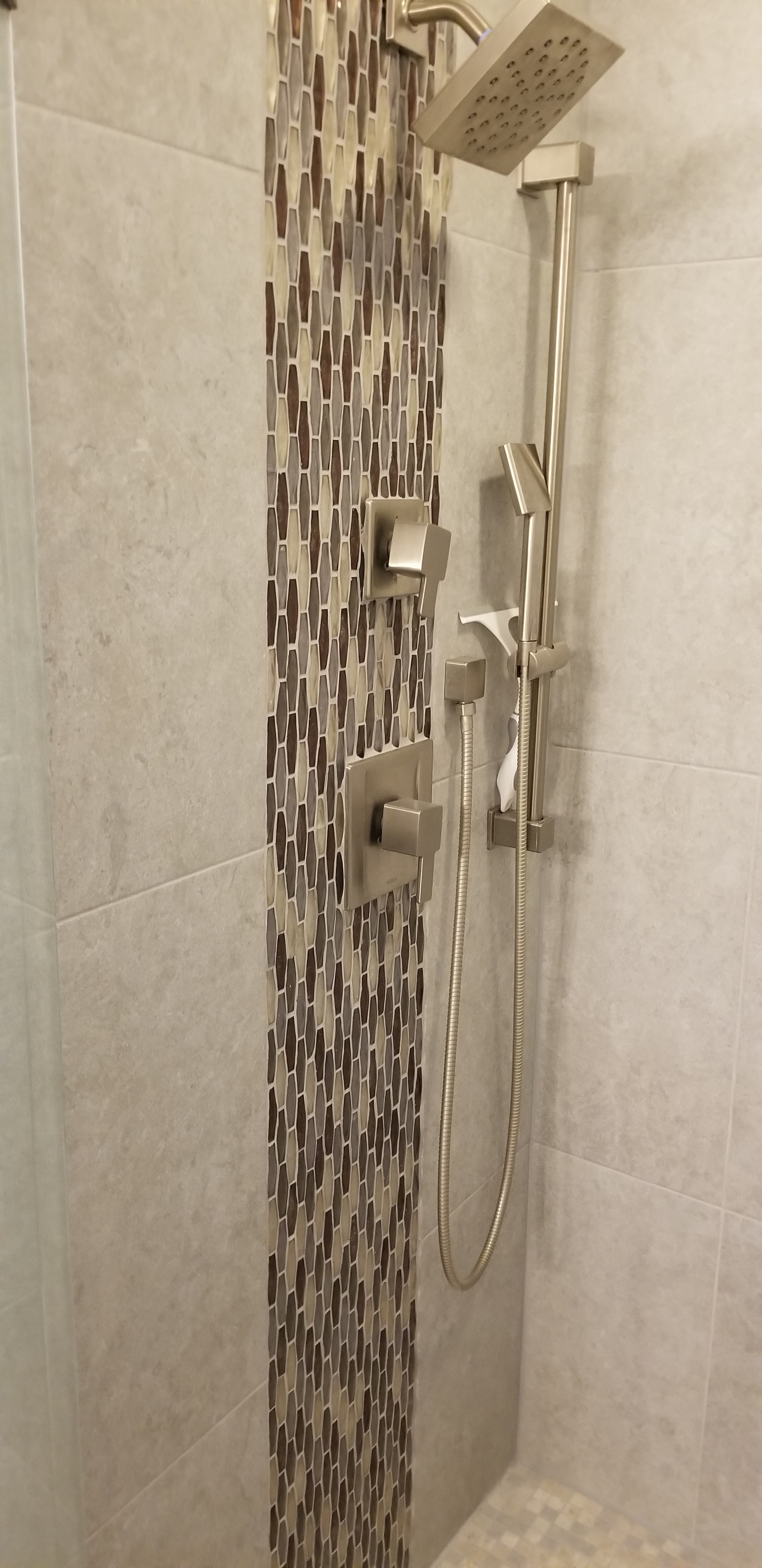 shower_2.jpg