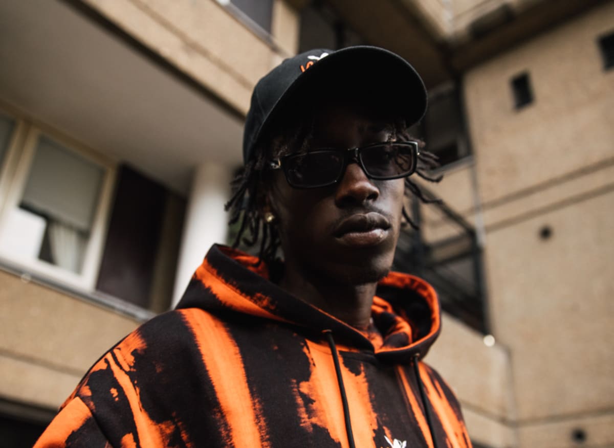 UNKNOWN T BANNED FROM CLUB 