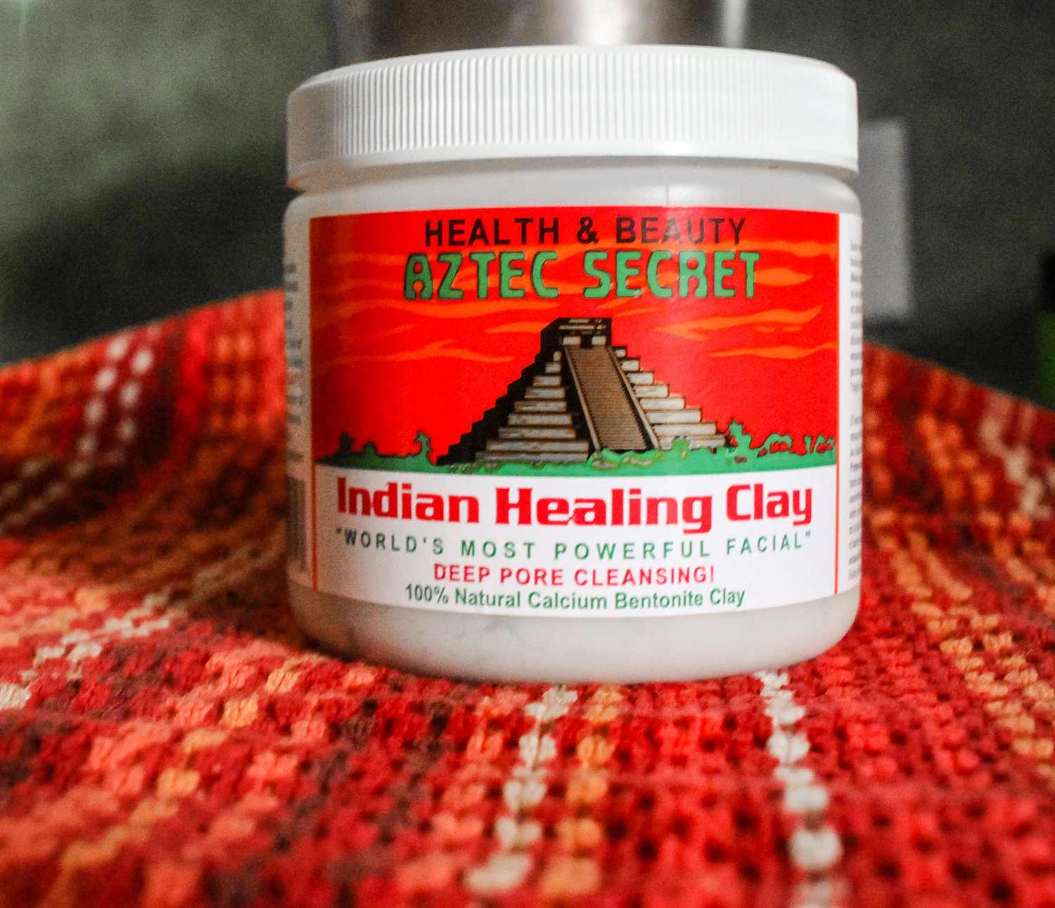 Aztec Secret Indian Healing Clay Review | The beauty community has been hype about this clay mask for years. So I decided to try it out. Read more on the blog.