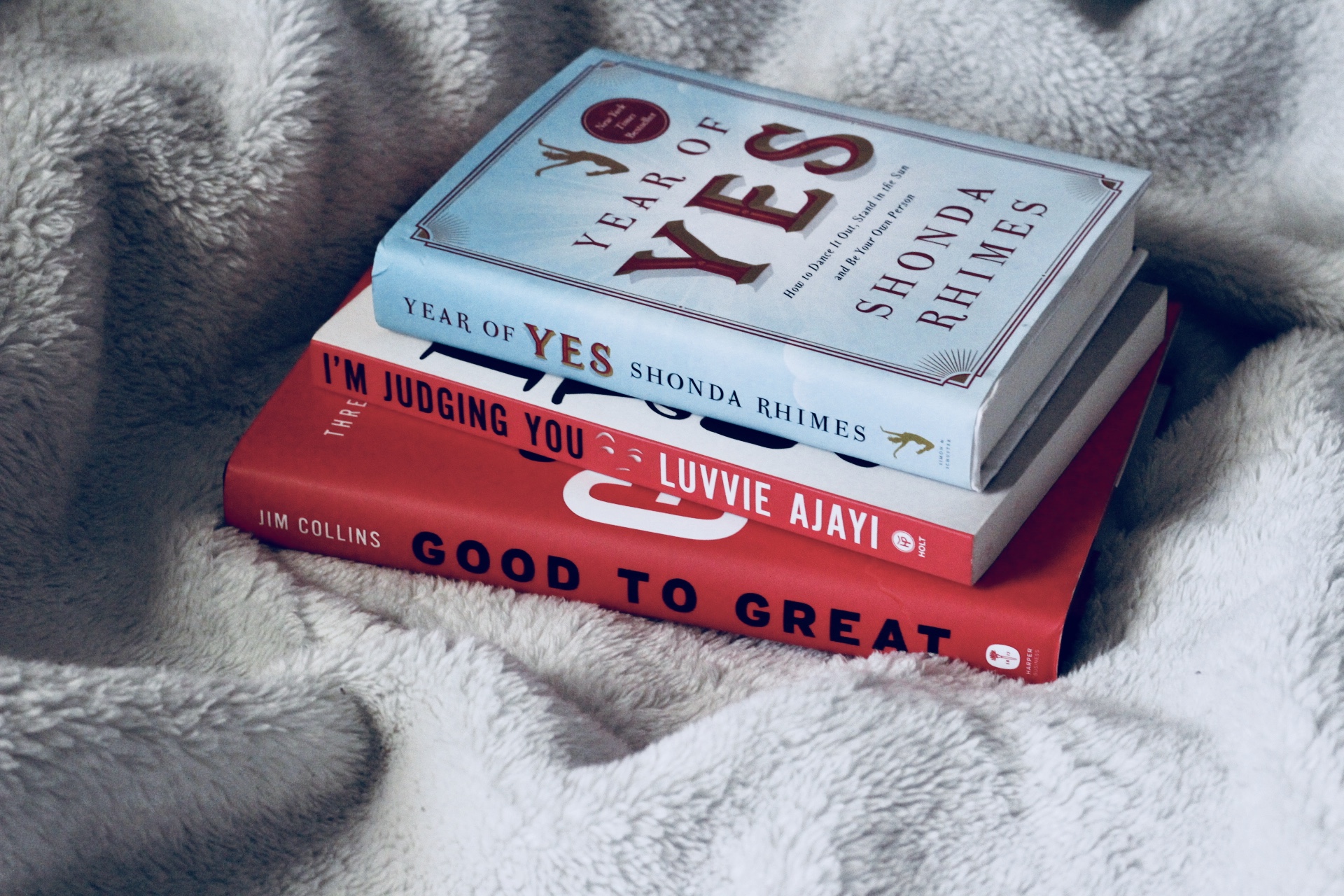5 Sunday Habits to Prepare You For the Week Ahead | Sundays are bittersweet - a mix of a chill Sunday morning and the weekend coming to an end. Read more on the blog.