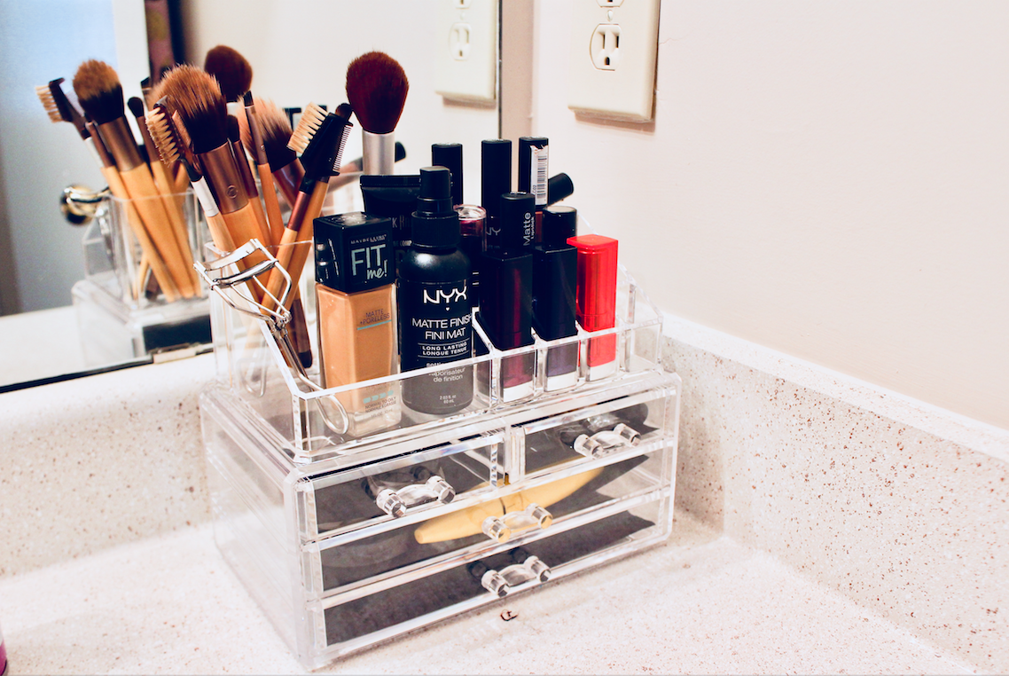 makeup-storage.png