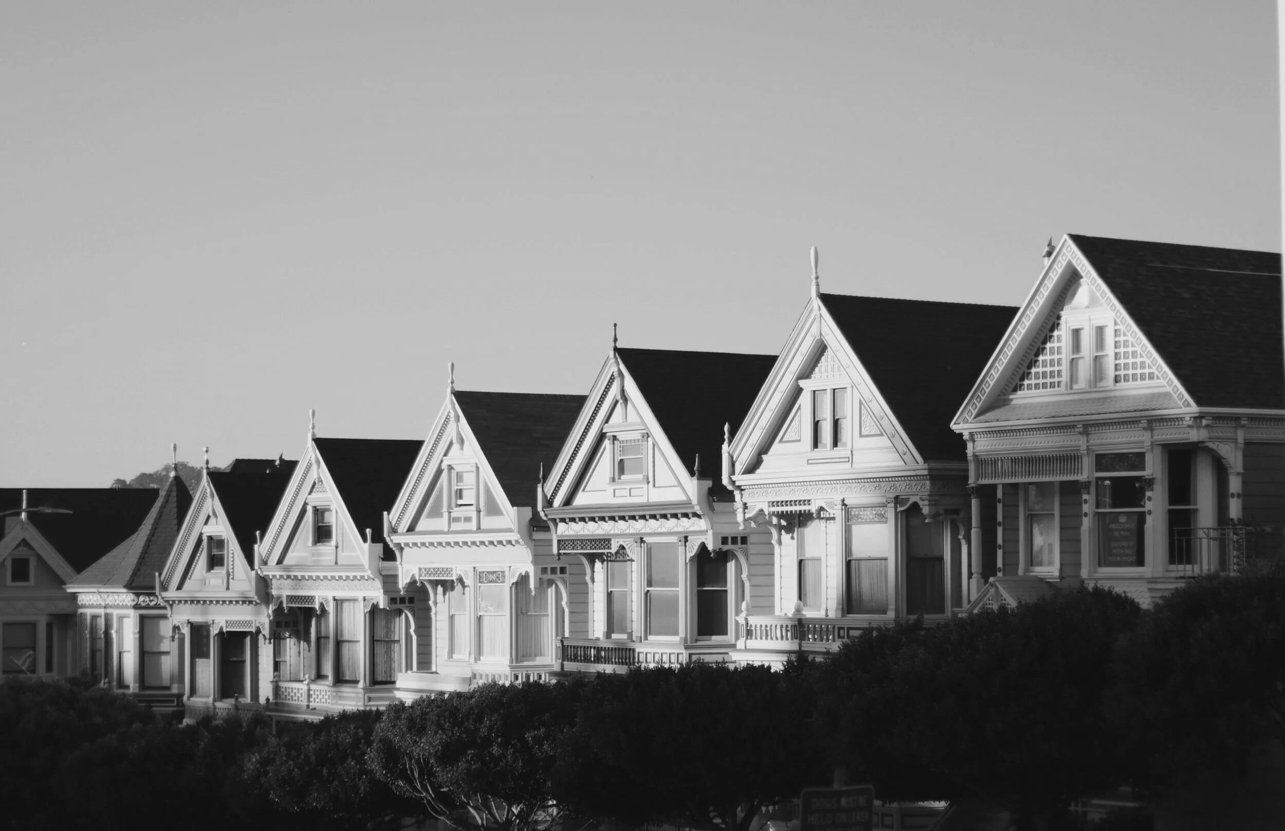 brown-and-white-wooden-house-1797393.jpg