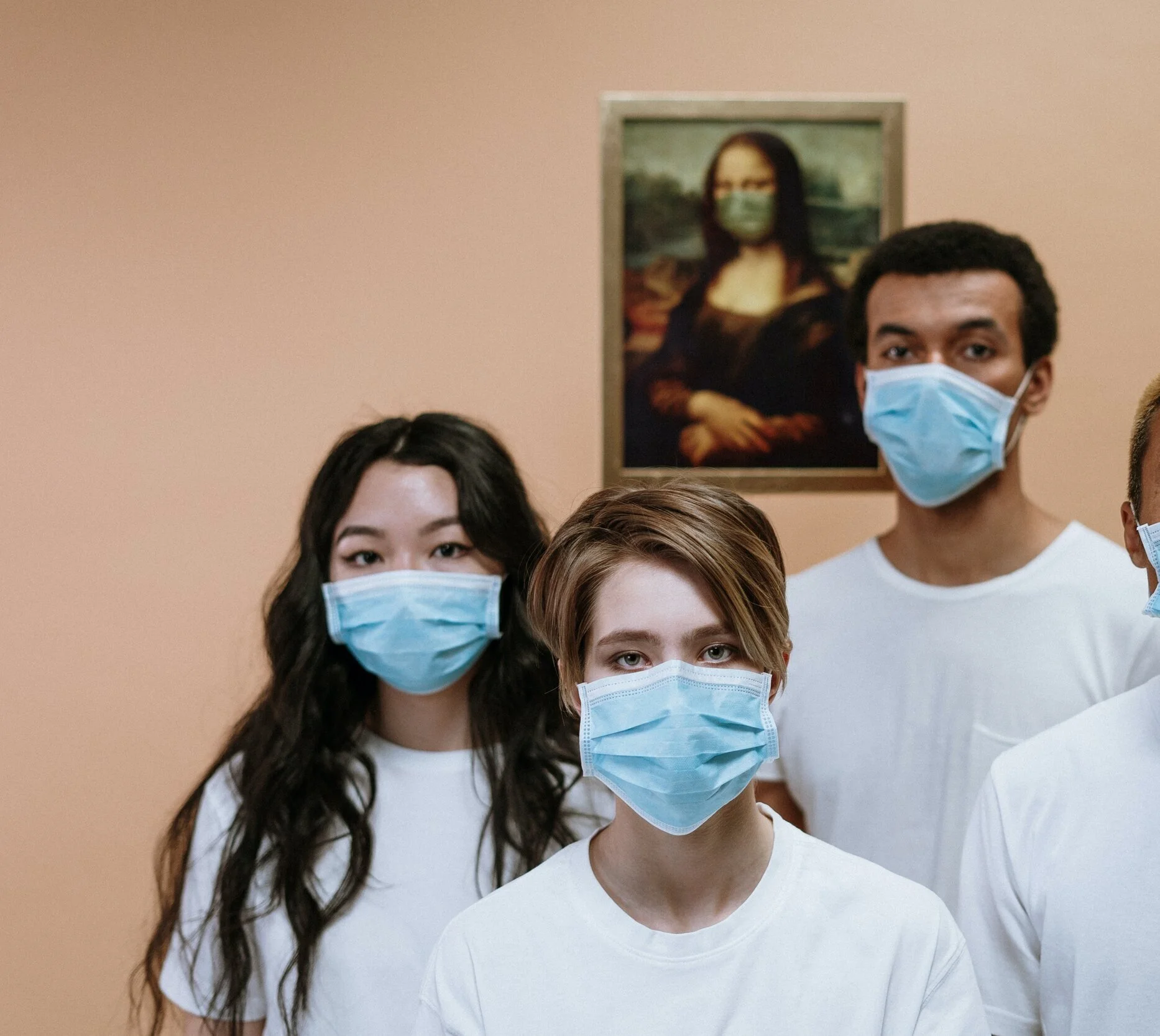 health-workers-wearing-face-mask-3957987.jpg