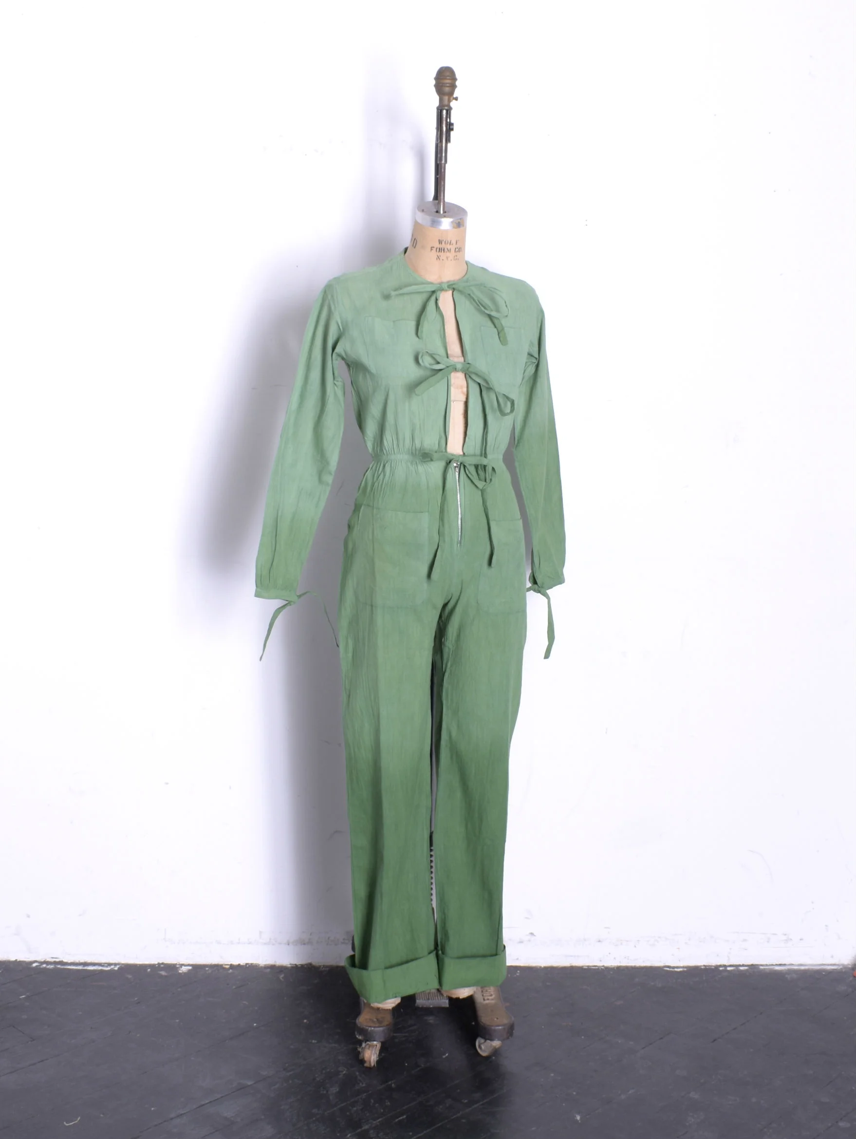 1970s deadstock jumpsuit-sage2.jpg