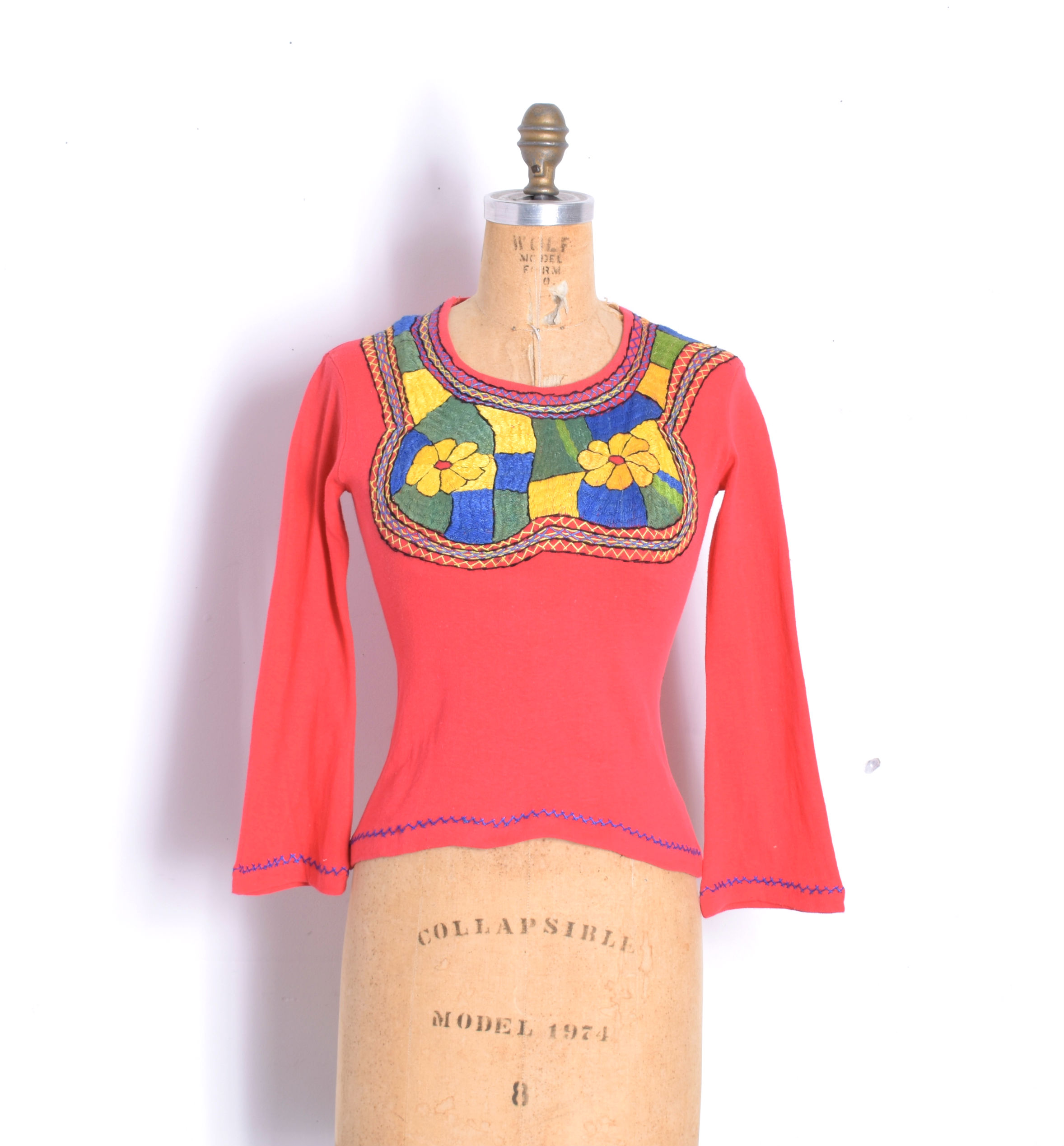 1970s embroidered tee-coral3.jpg