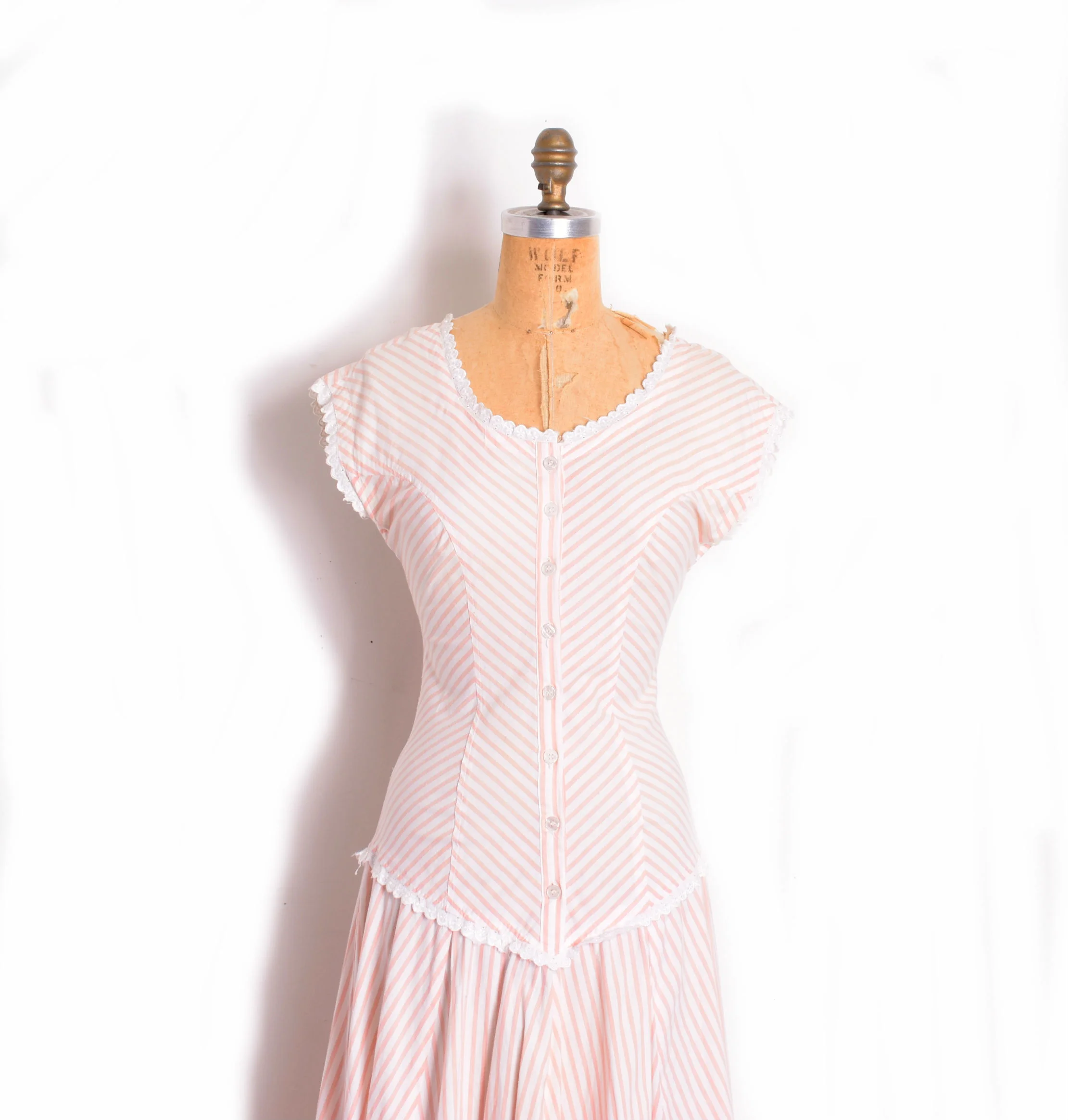 candy stripe dress3.jpg