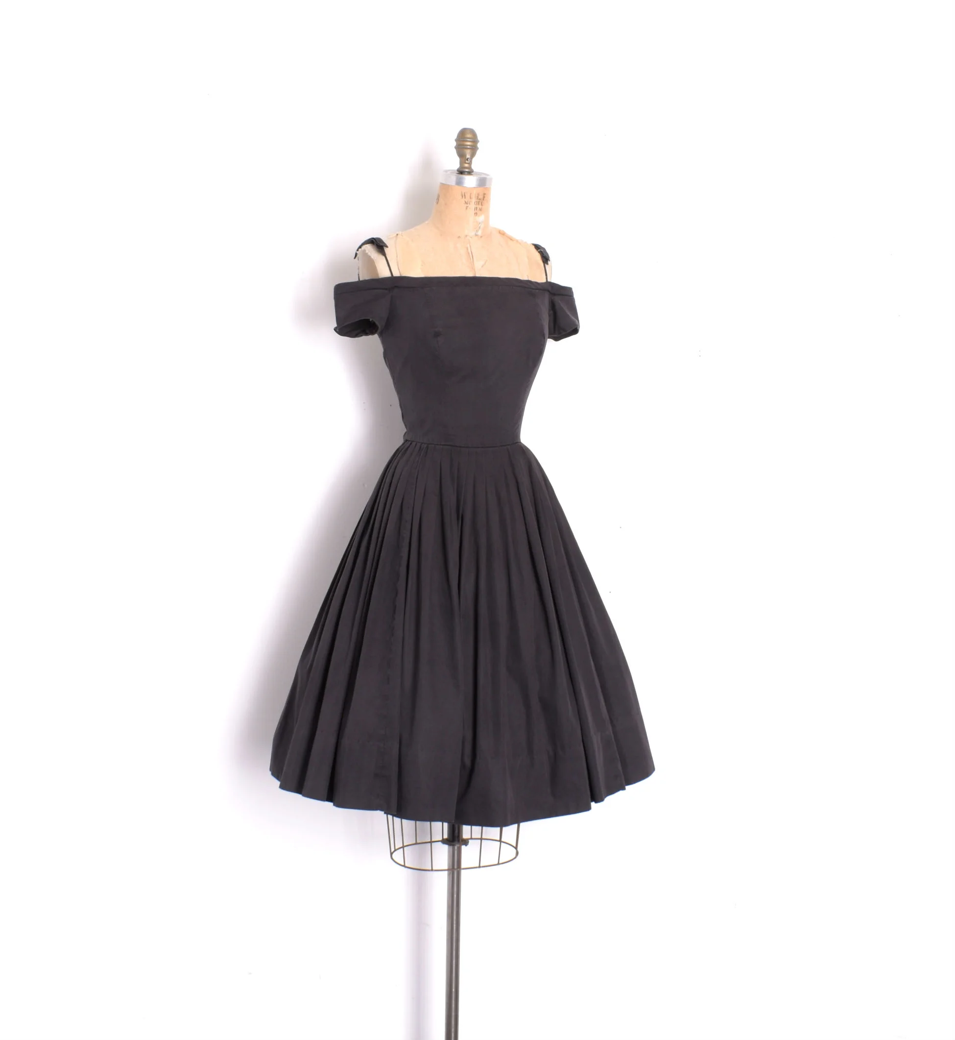 1950s Black Off-Shoulder Fit and Flare Dress - XS  La Poubelle Vintage