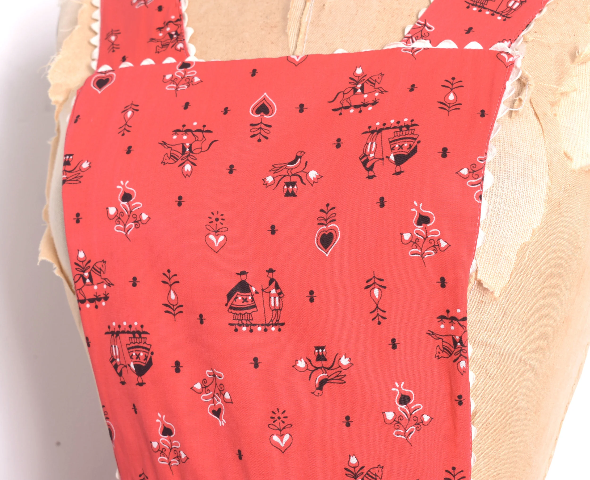 1960s pinafore dress2.jpg
