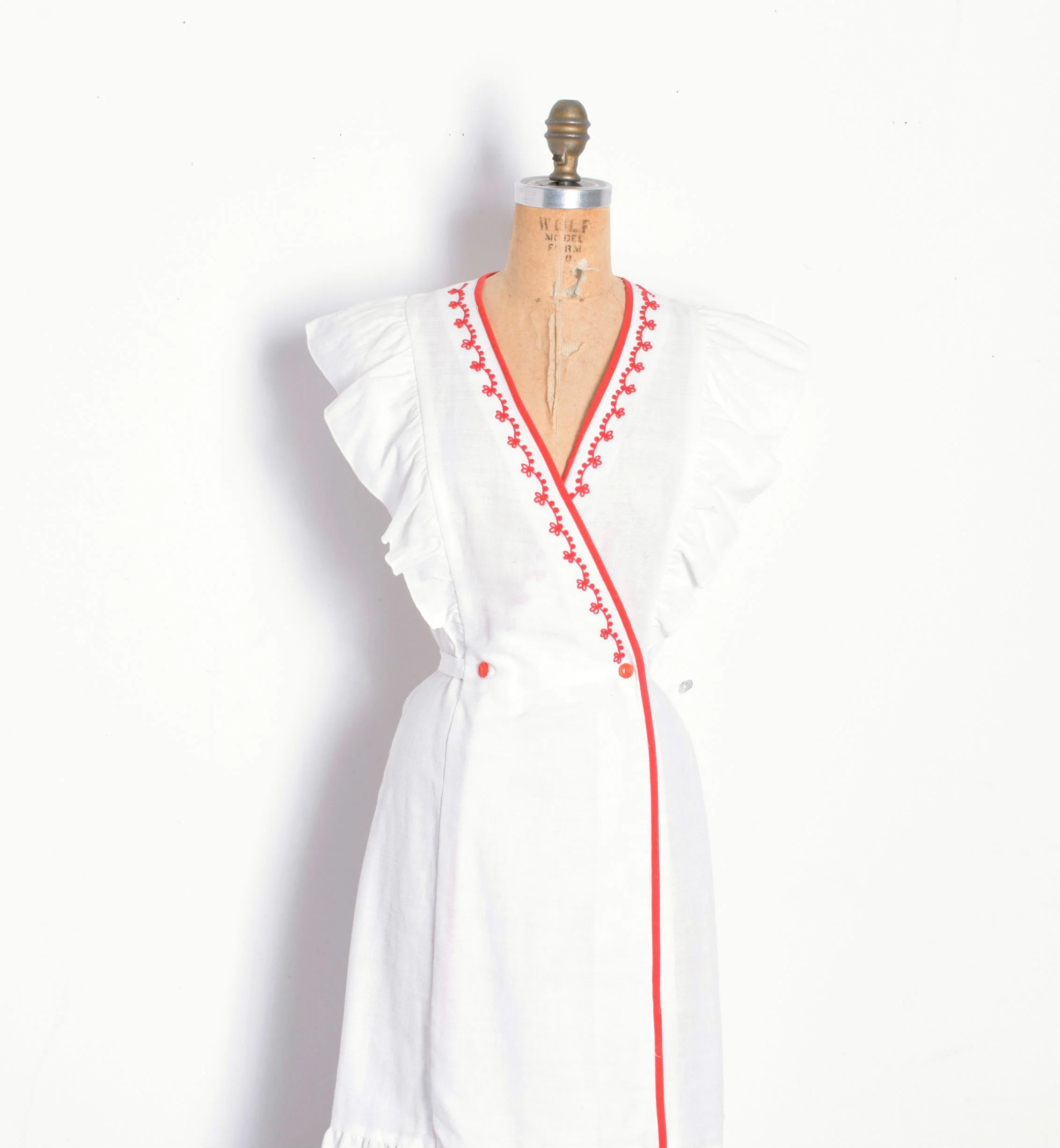 1970s ruffle dress4.jpg