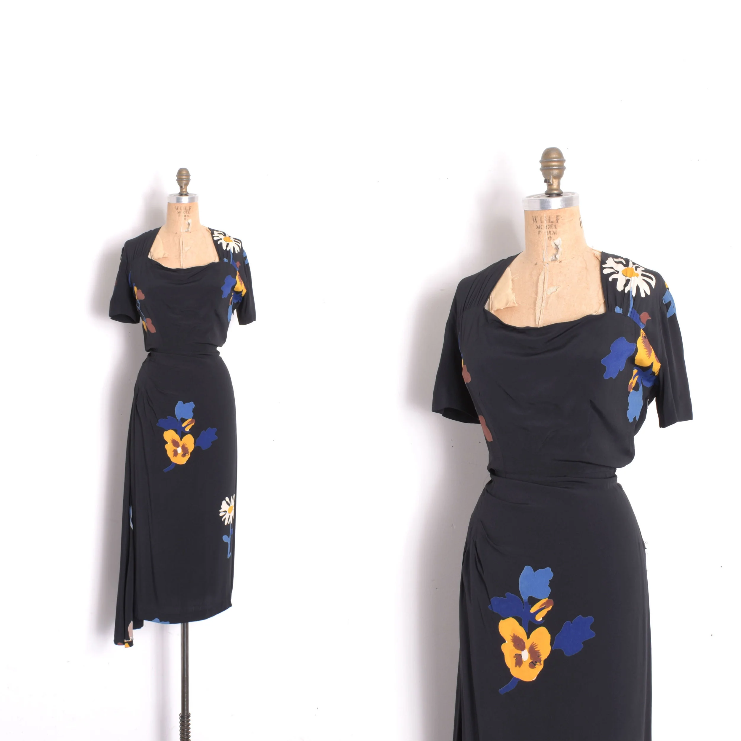 1940s Floral Print Rayon Dress-small