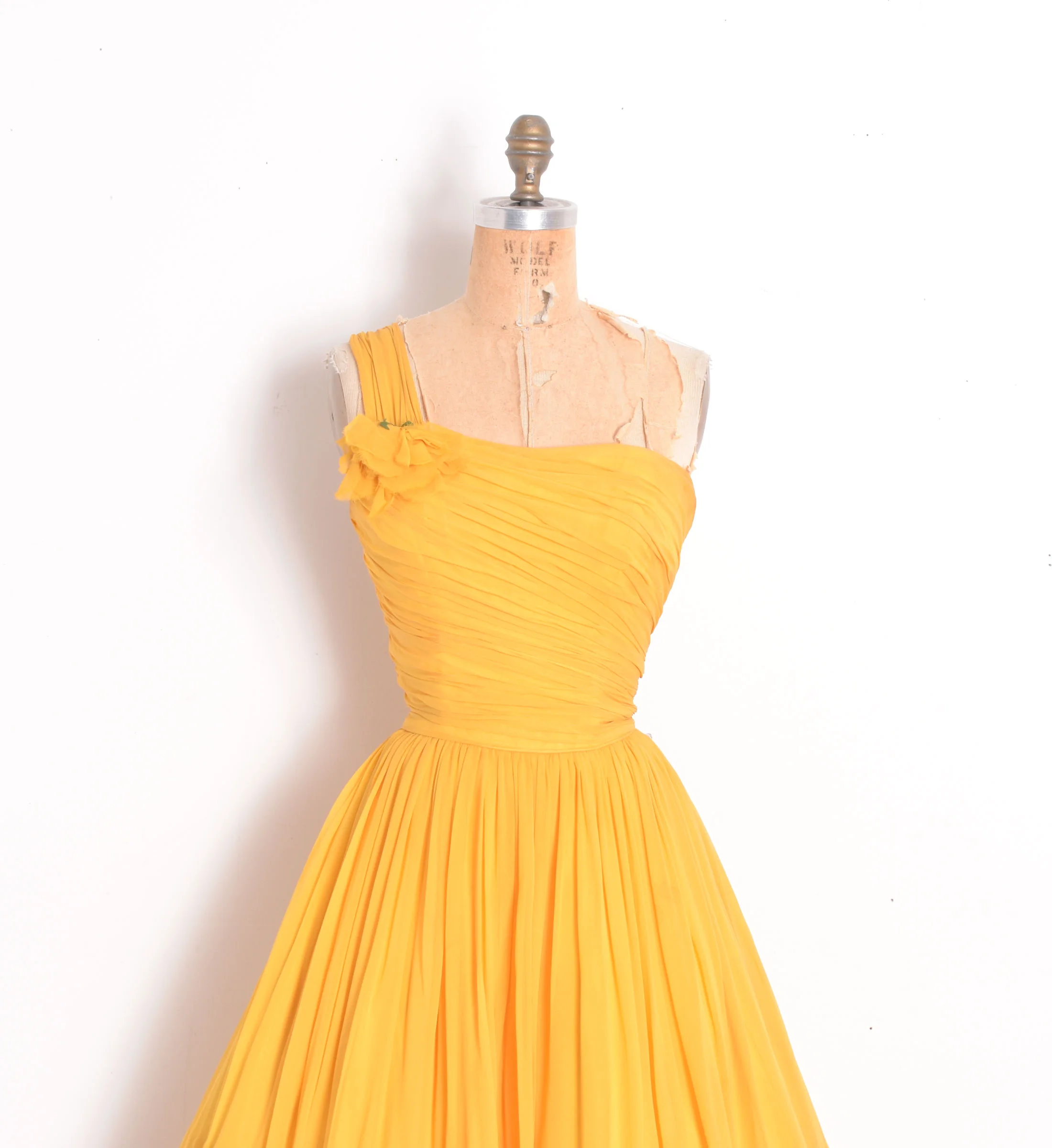 1950s yellow party dress3.jpg