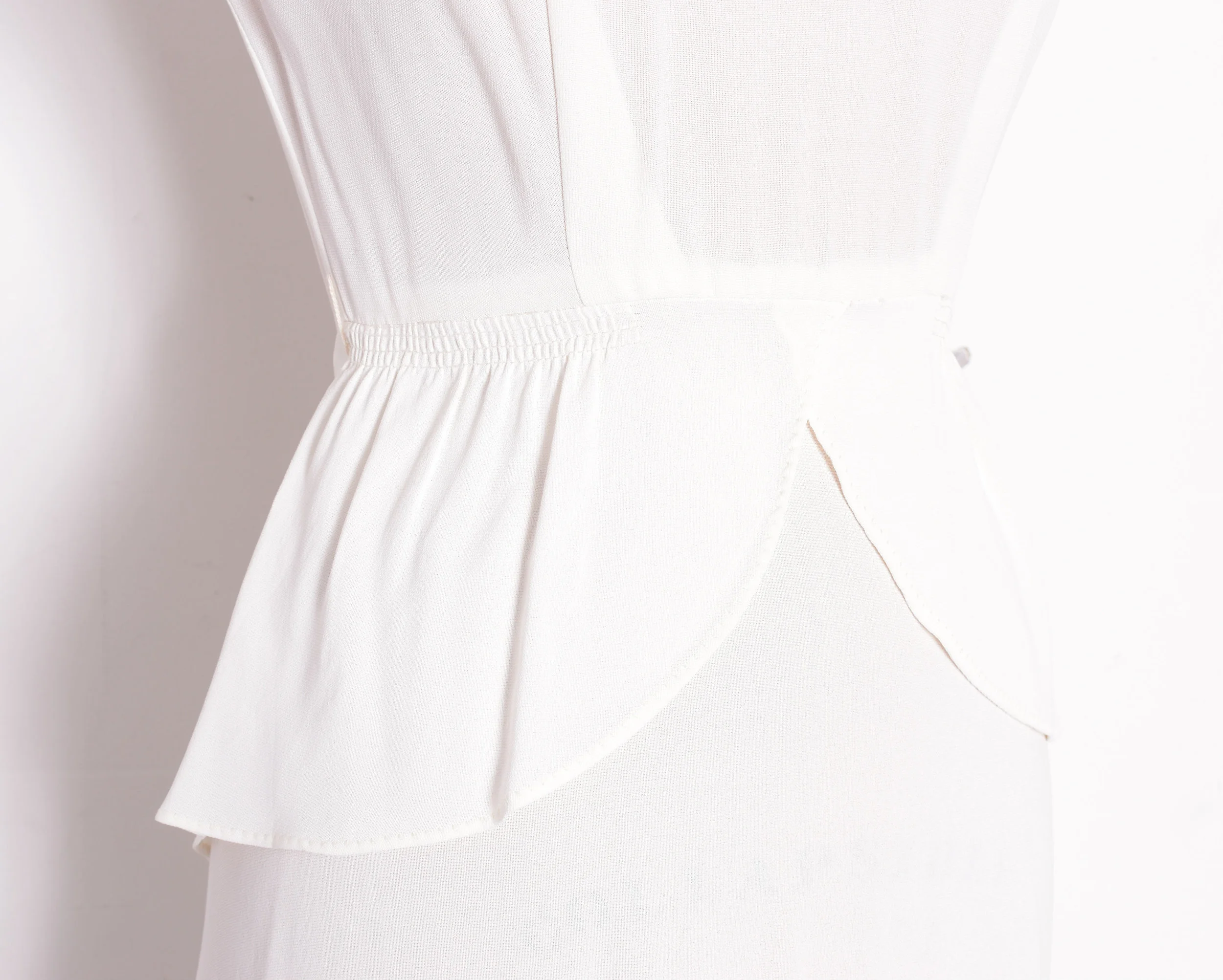 1940s white dress1.jpg