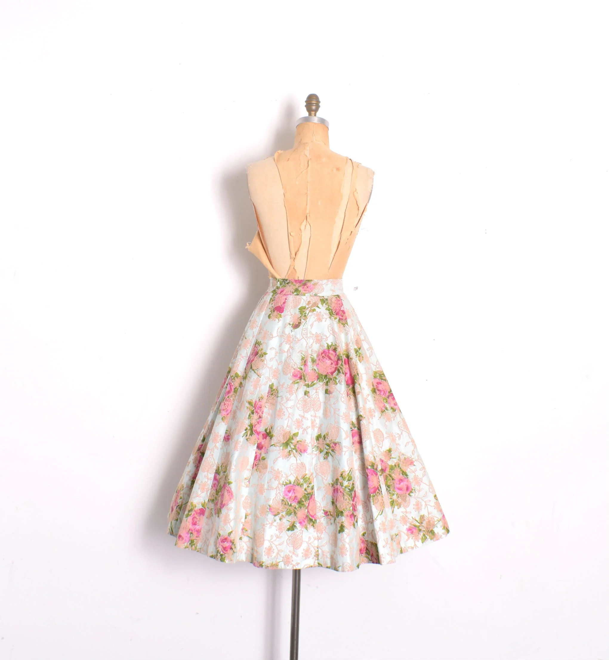 1950s rose pritn skirt.jpg