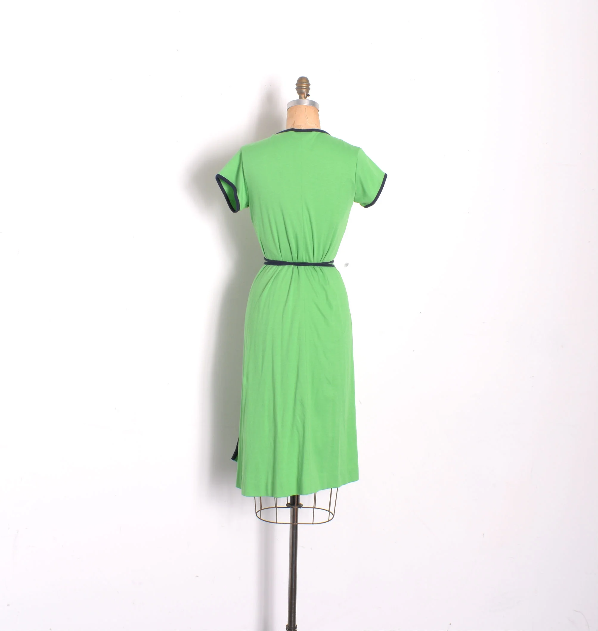 70s green wrap dress.jpg